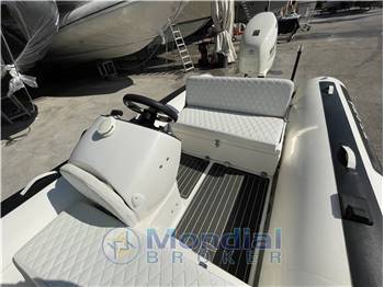 Geniuss Yacht Tender 420 Cruiser
