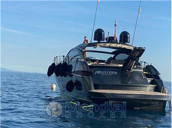 Pershing 50