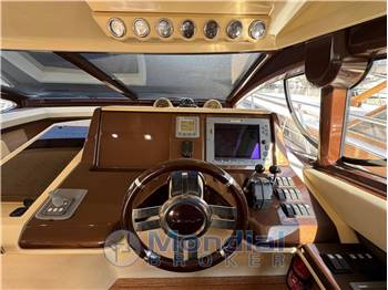 Azimut 47 Fly
