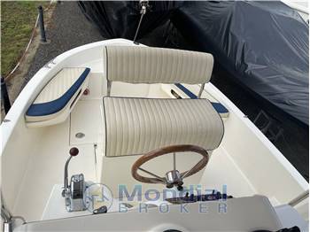 NAVALPLASTICA Feluca 750