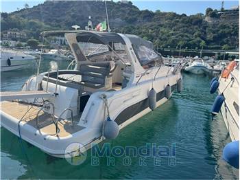 Mano' Marine 32.50