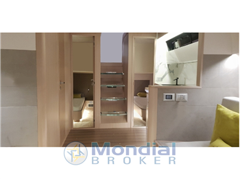 Blu Martin 46 Walkaround