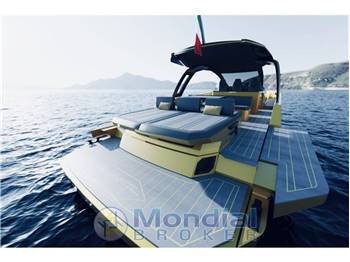 Blu Martin 46 Walkaround