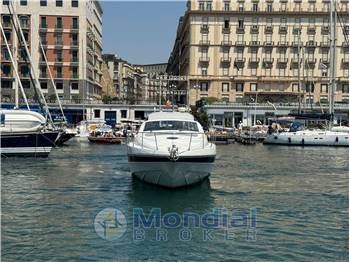 Pershing 48 HT