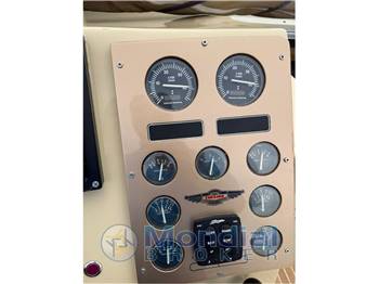 Tornado 38 Flush Deck