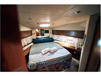 Sunseeker Predator 52