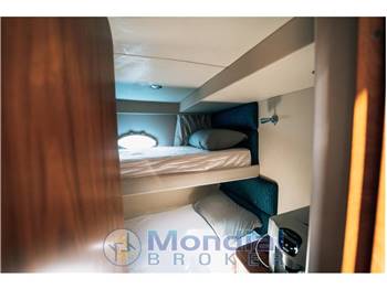 Sunseeker Predator 52