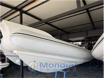 Doviboat 780 Revolution