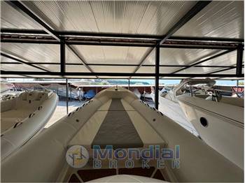 Doviboat 780 Revolution