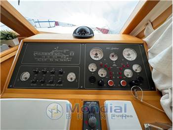 Estensi 440 Goldstar