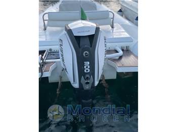 Doviboat 780 Revolution
