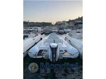 Doviboat 780 Revolution