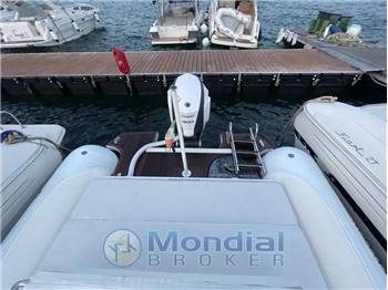 Doviboat 780 Revolution