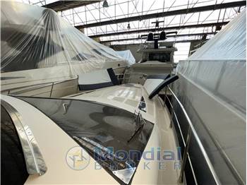 MANO MARINE 42.50 HT