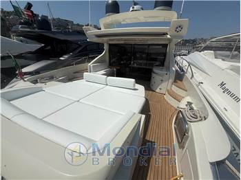Azimut 68s