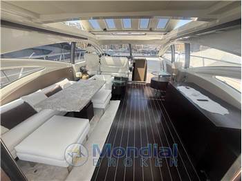 Azimut 68s