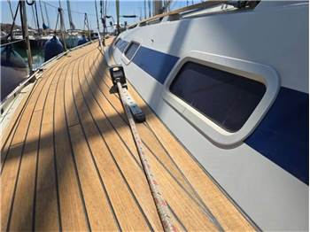 Comar Comet 38'