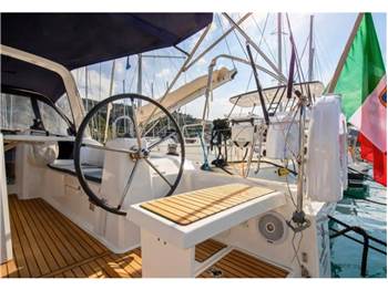 Beneteau OCEANIS 38.1