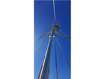 Delphia Yachts Delphia 47