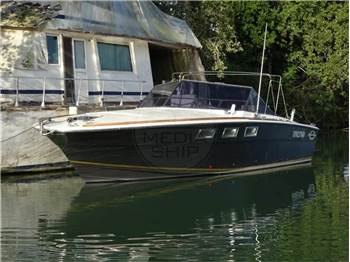 Magnum Marine MAGNUM 38