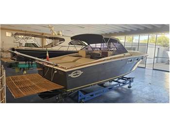 Magnum Marine MAGNUM 38
