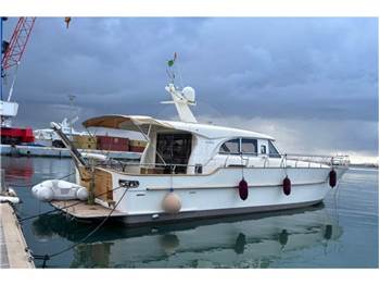 Riviera Yacht Alaska 50