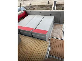 Sea Ray 300 WEEKENDER