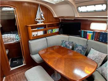 Beneteau Oceanis 381 Clipper