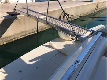Ferretti 54