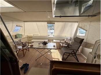 Ferretti 54