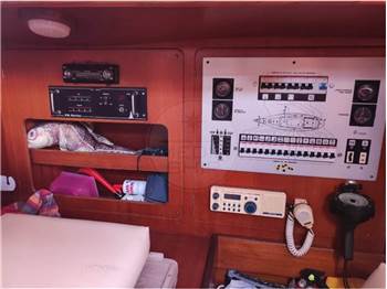 Comar COMET 12