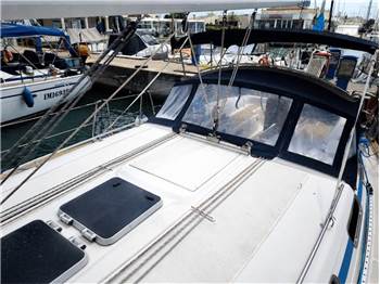 Bavaria 42