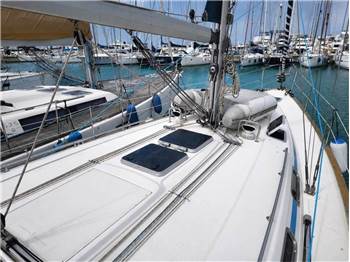 Bavaria 42