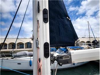 Bavaria 42