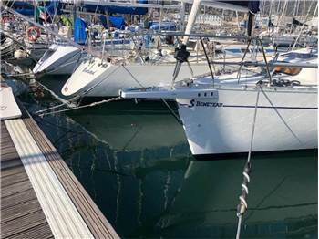 Beneteau OCEANIS 321