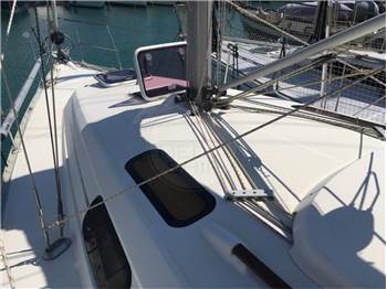 Beneteau OCEANIS 321