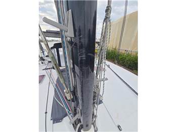 C.N.Catamaran Center Nyx 565