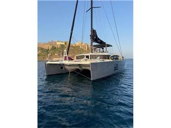 C.N.Catamaran Center Nyx 565