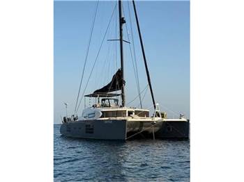 C.N.Catamaran Center Nyx 565