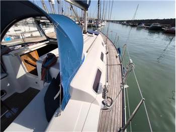 Dufour Yachts Dufour 385 G.L.
