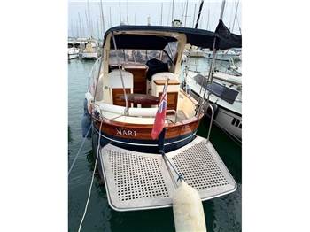 Nautica Esposito Futura Cabin 28 Sport