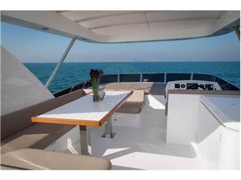 Gulf Craft Majesty 62