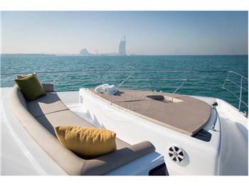 Gulf Craft Majesty 62