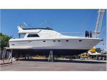 Ferretti 52 S