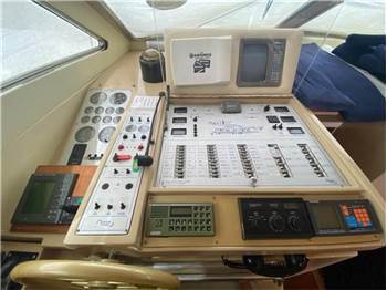 Ferretti 52 S