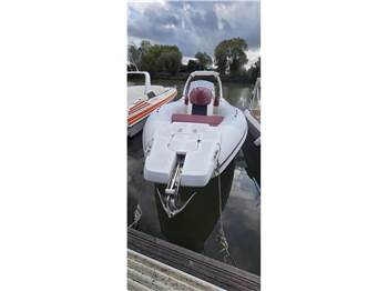 Sea Prop Rib 27