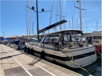 Beneteau Oceanis 62
