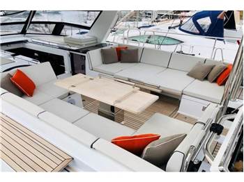 Beneteau Oceanis 62