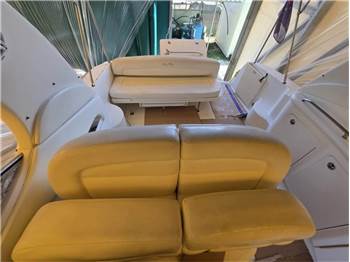 Sea Ray 335 Dancer