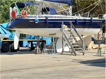 Cantiere del Pardo Grand Soleil 45